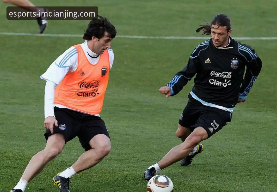 帕尼切利重伤无缘世界杯：对阿根廷战术体系与球迷观赛体验的深度分析